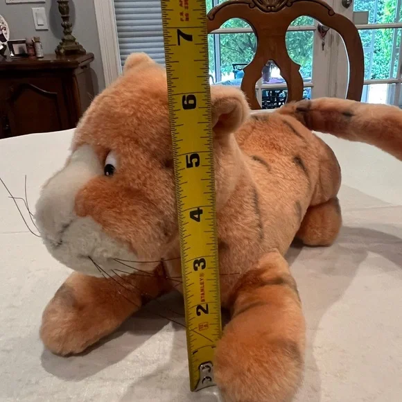 Vintage GUND Disney’s Classic Pooh Orange Tigger tiger plush - Picture 7 of 8